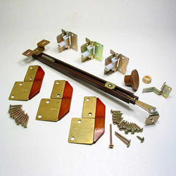 1601 Series Folding Door Set
