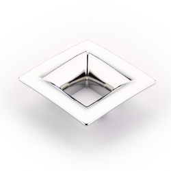 Finestrino 1-1/4 Inch Center to Center Polished Chrome Cabinet Pull
