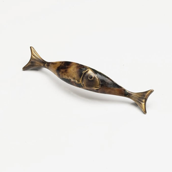 Tiger Penshell 4-1/2 Inch Center to Center Penshell/Estate Dover Cabinet Pull